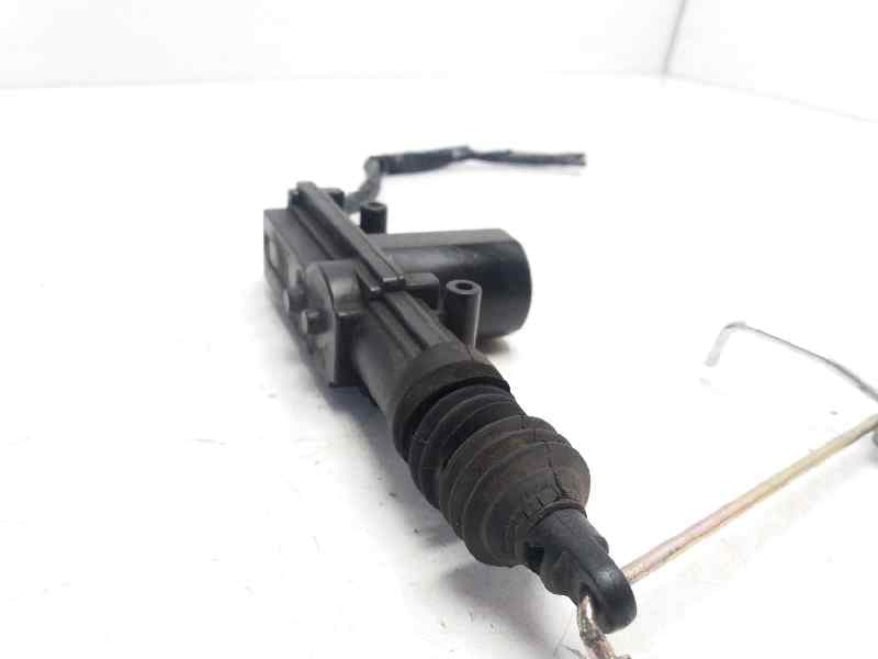 Cerradura puerta delantera izquierda IVECO DAILY 4