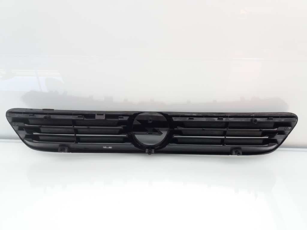 Rejilla delantera OPEL ASTRA G CARAVAN 2