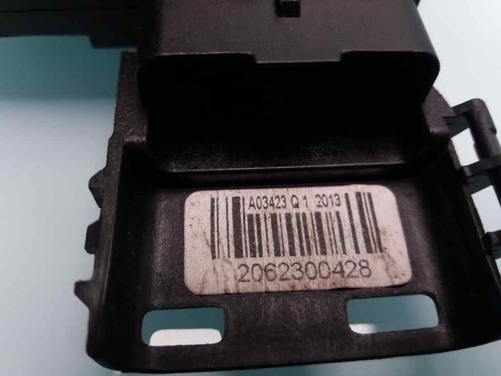 Cerradura puerta delantera derecha PEUGEOT 3008 5