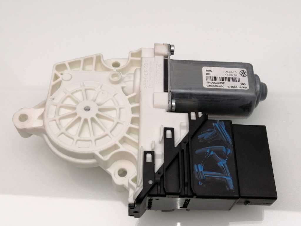Motor elevalunas trasero izquierdo VOLKSWAGEN TIGUAN