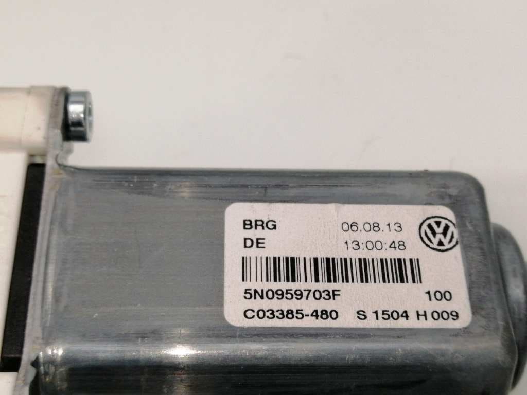 Motor elevalunas trasero izquierdo VOLKSWAGEN TIGUAN 5