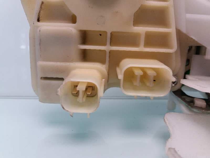 Cerradura puerta trasera derecha HONDA JAZZ (GK) 3