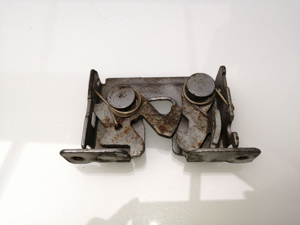 Cerradura capot BMW SERIE 1M COUPE (E82) 2