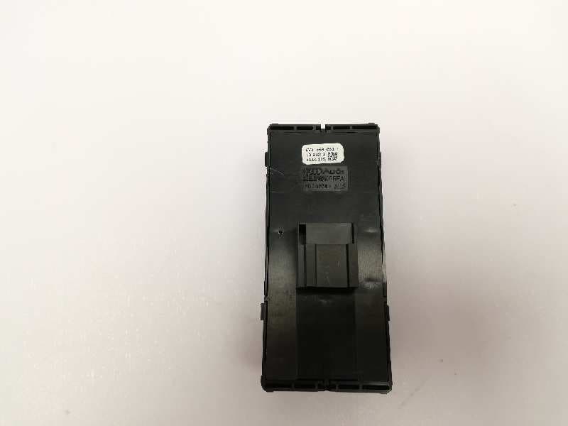 Mando elevalunas delantero izquierdo AUDI A3 (8V) 5