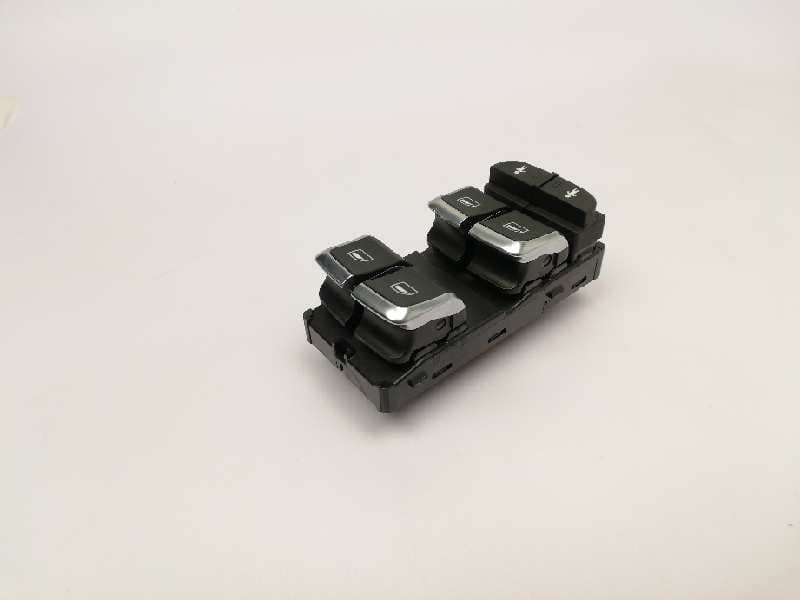Mando elevalunas delantero izquierdo AUDI A3 (8V) 3