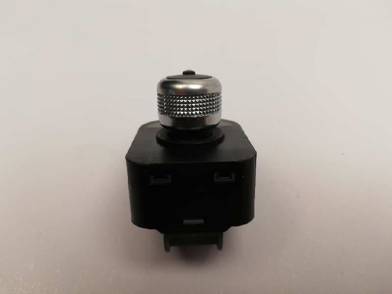 Mando retrovisor AUDI A3 (8V) 2