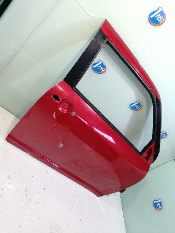 Puerta delantera derecha SUZUKI SWIFT SF BERLINA (EA) 5