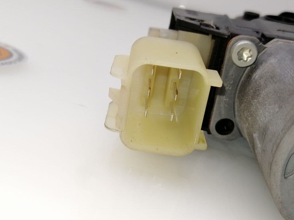 Motor elevalunas delantero derecho FORD FIESTA (CE1) 4