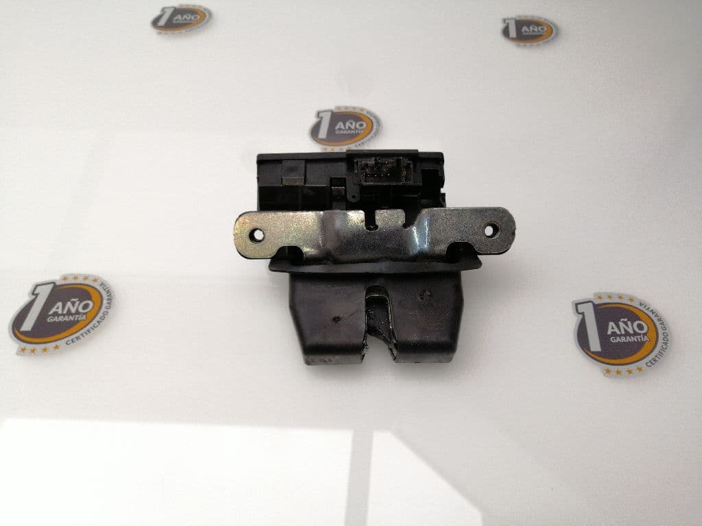 Cerradura maletero / porton FORD FIESTA (CE1) 2