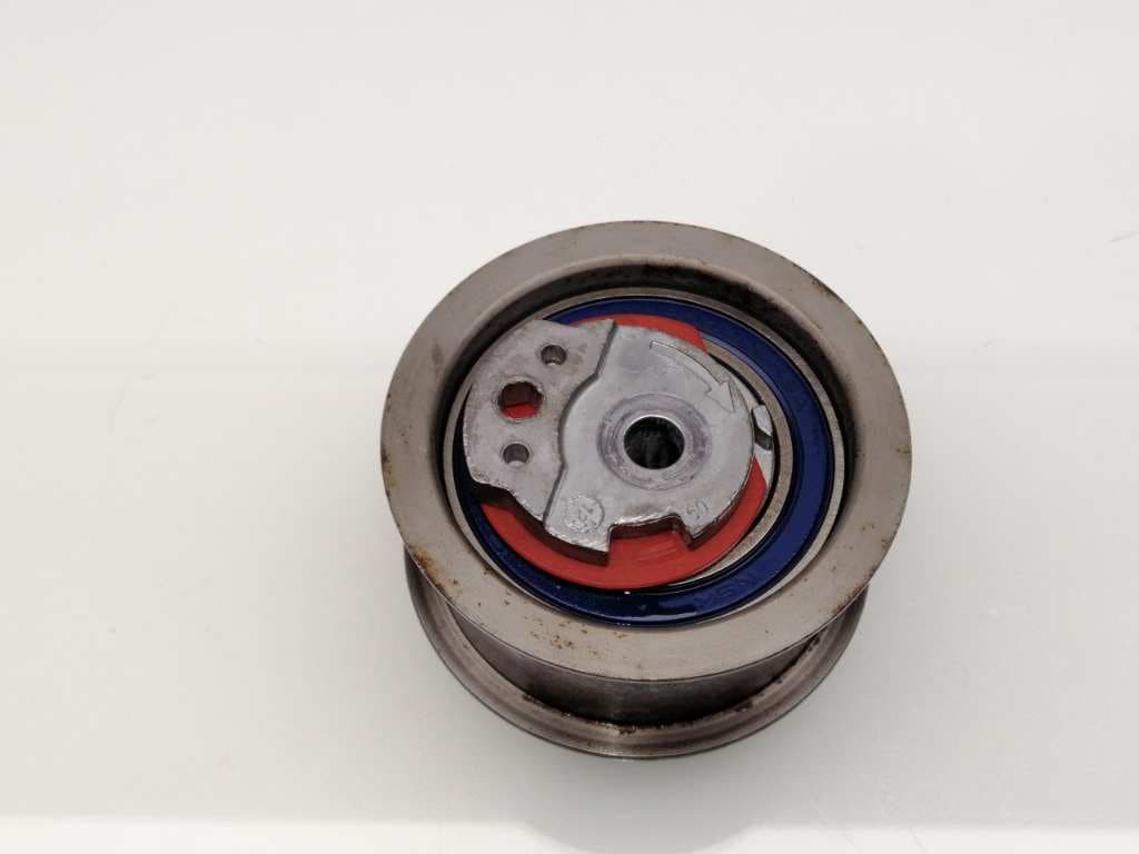 Tensor correa auxiliar VOLKSWAGEN PASSAT LIM