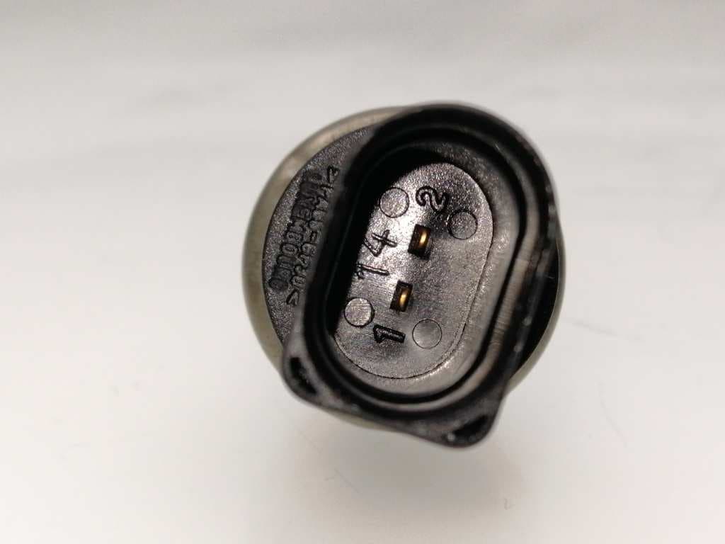 Sensor VOLKSWAGEN PASSAT LIM 3