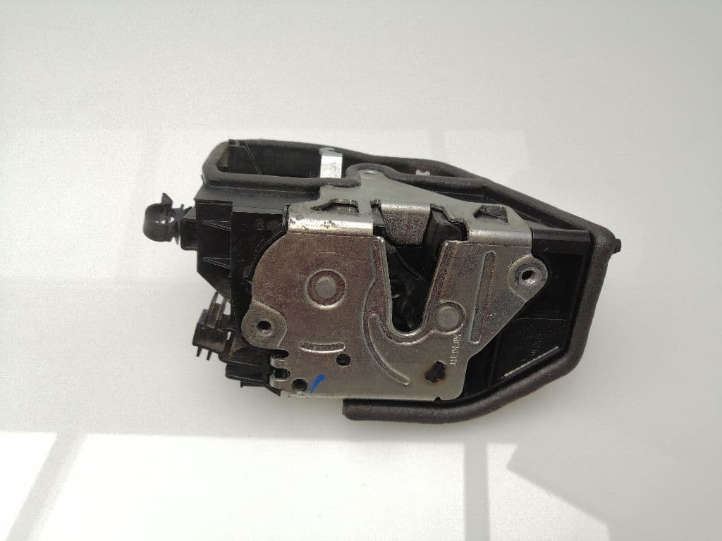 Cerradura puerta delantera derecha BMW X5 (E70)