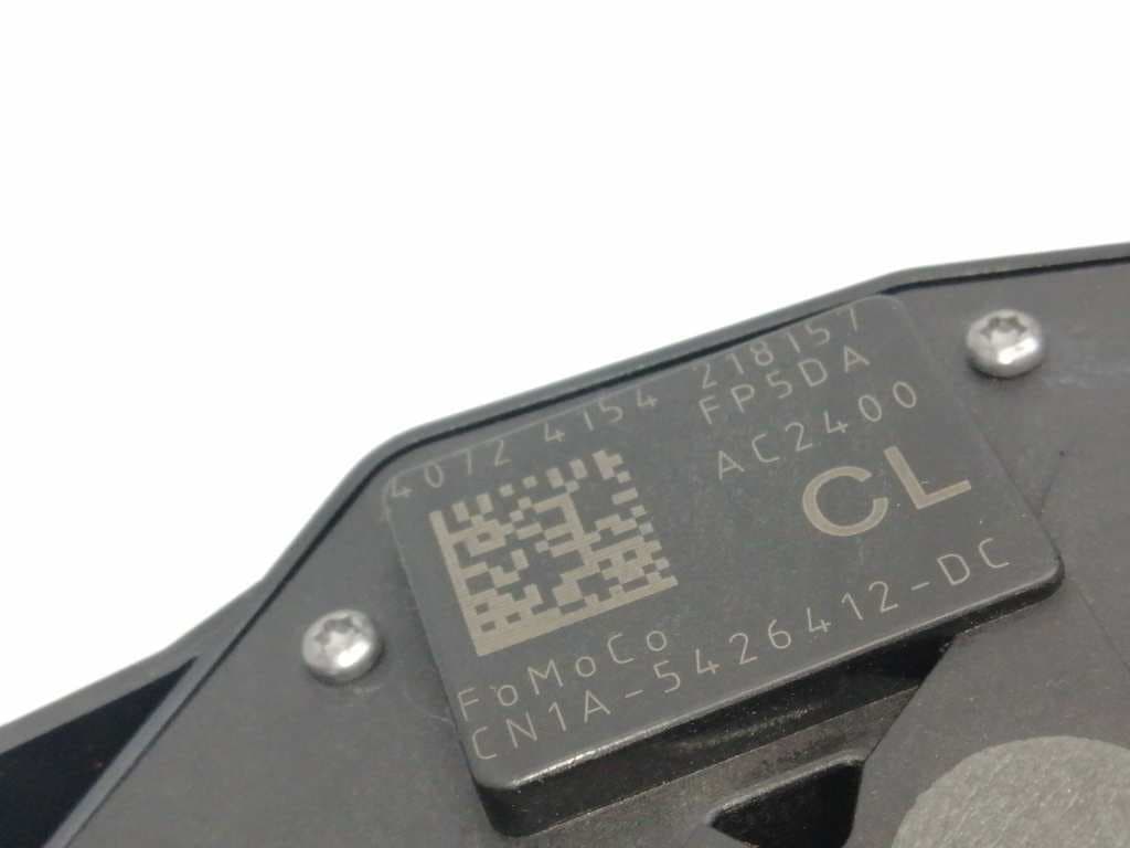 Cerradura puerta trasera derecha FORD ESCORT BERLINA 5