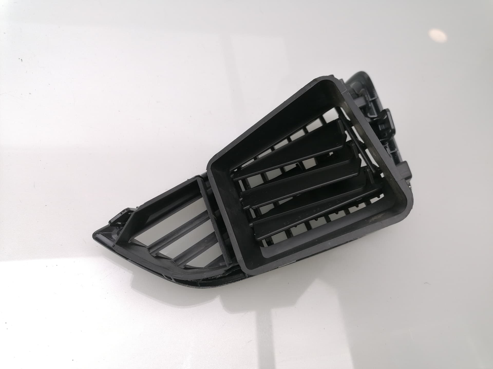 Plastico FORD ESCORT BERLINA 4