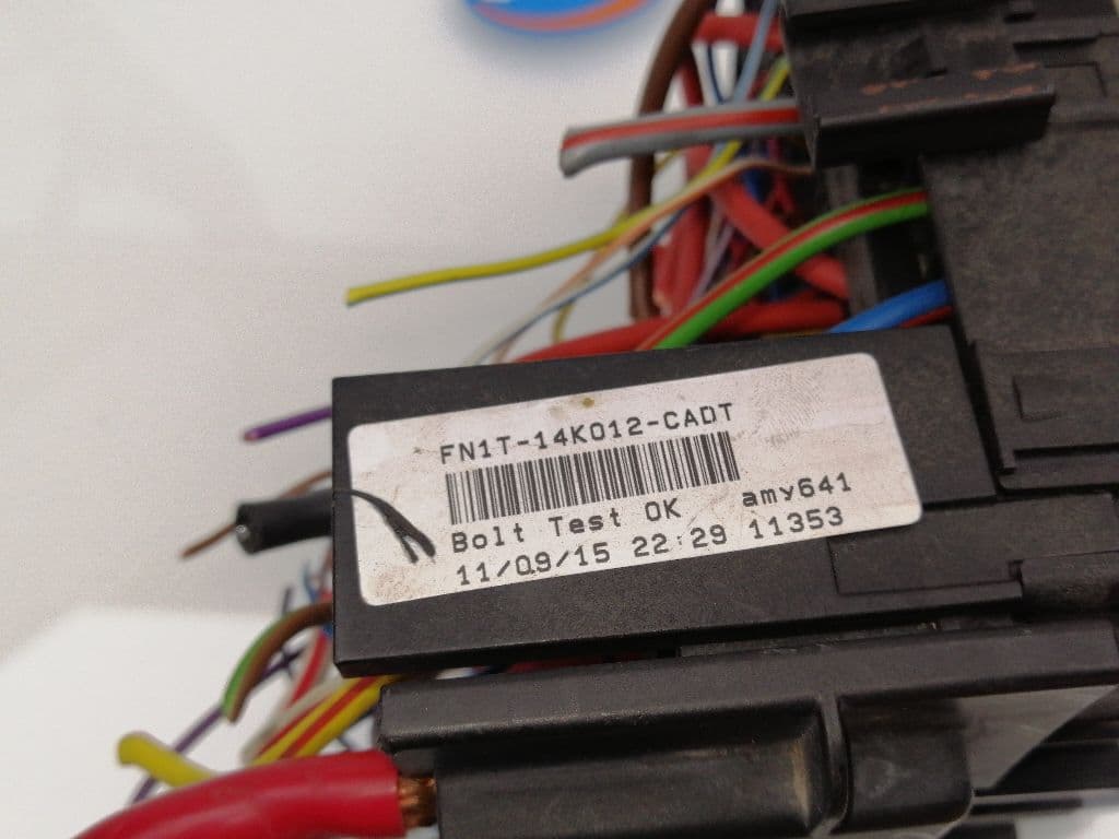 Caja reles / fusibles FORD ESCORT BERLINA 3