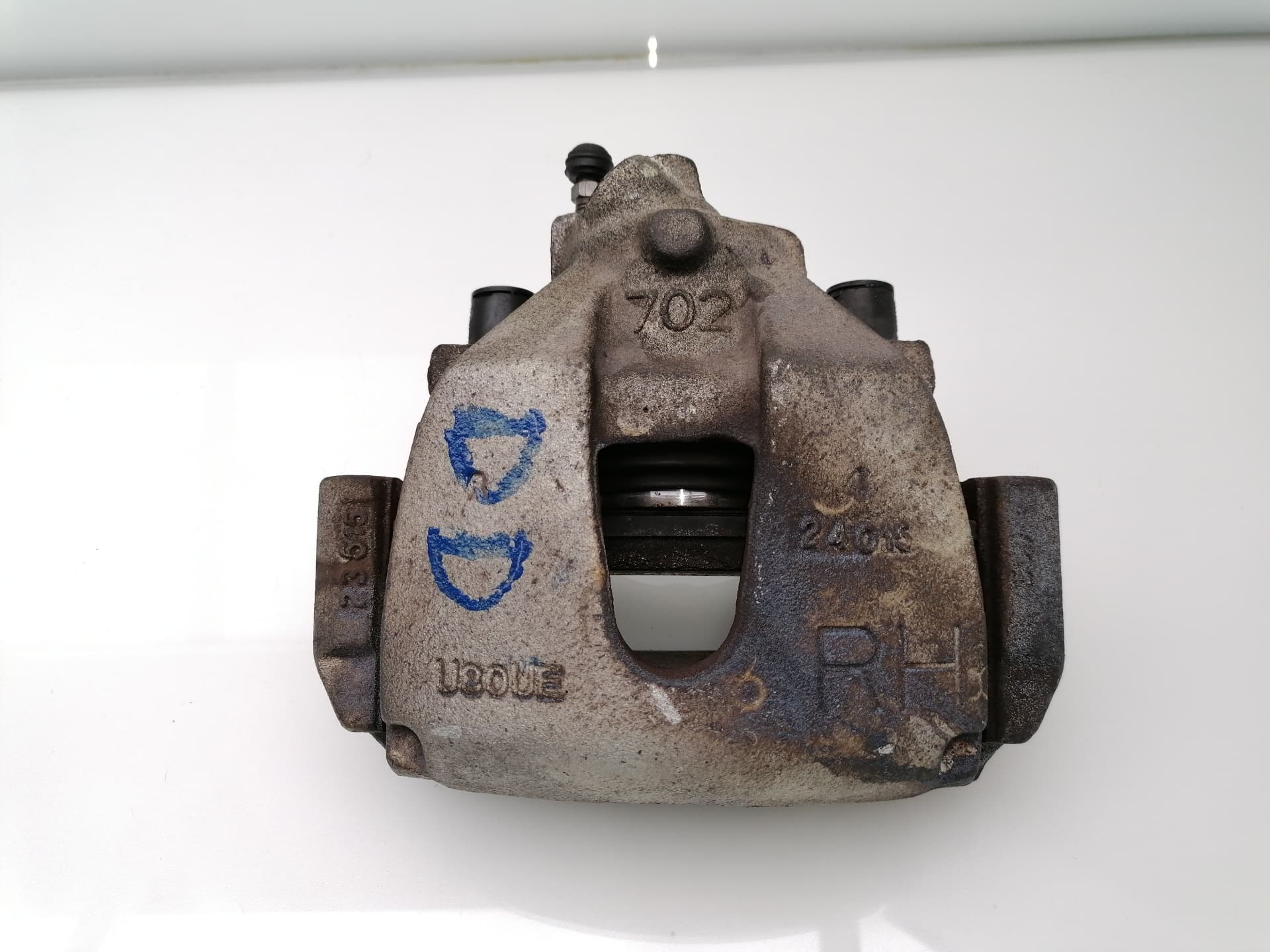 Recambio FORD ESCORT BERLINA ref. CN152B294BA