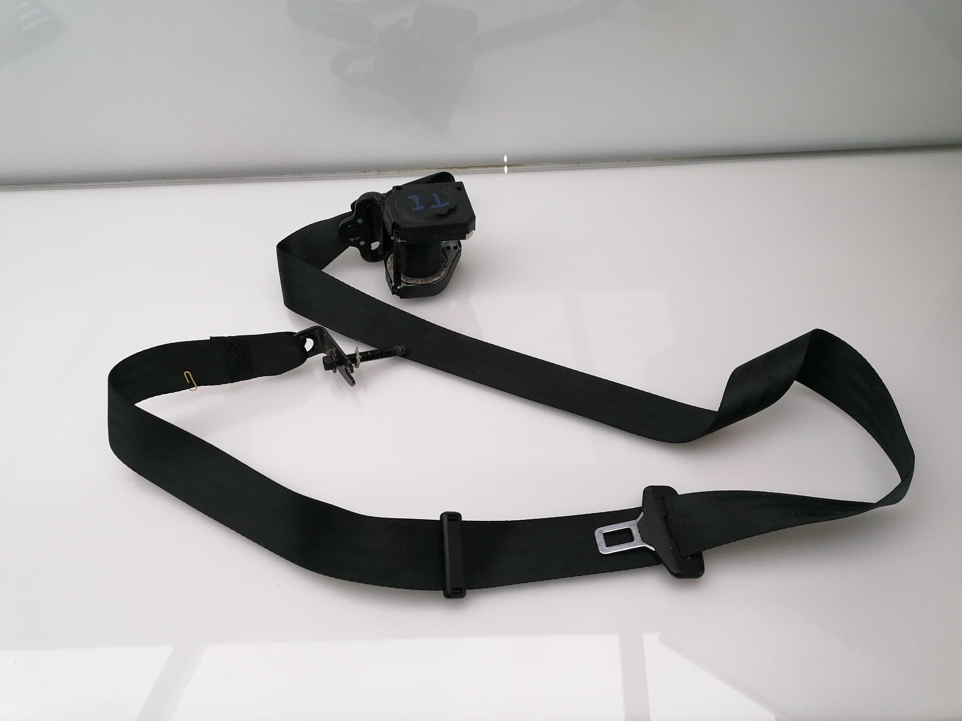 Cinturon seguridad trasero izquierdo FORD ESCORT BERLINA