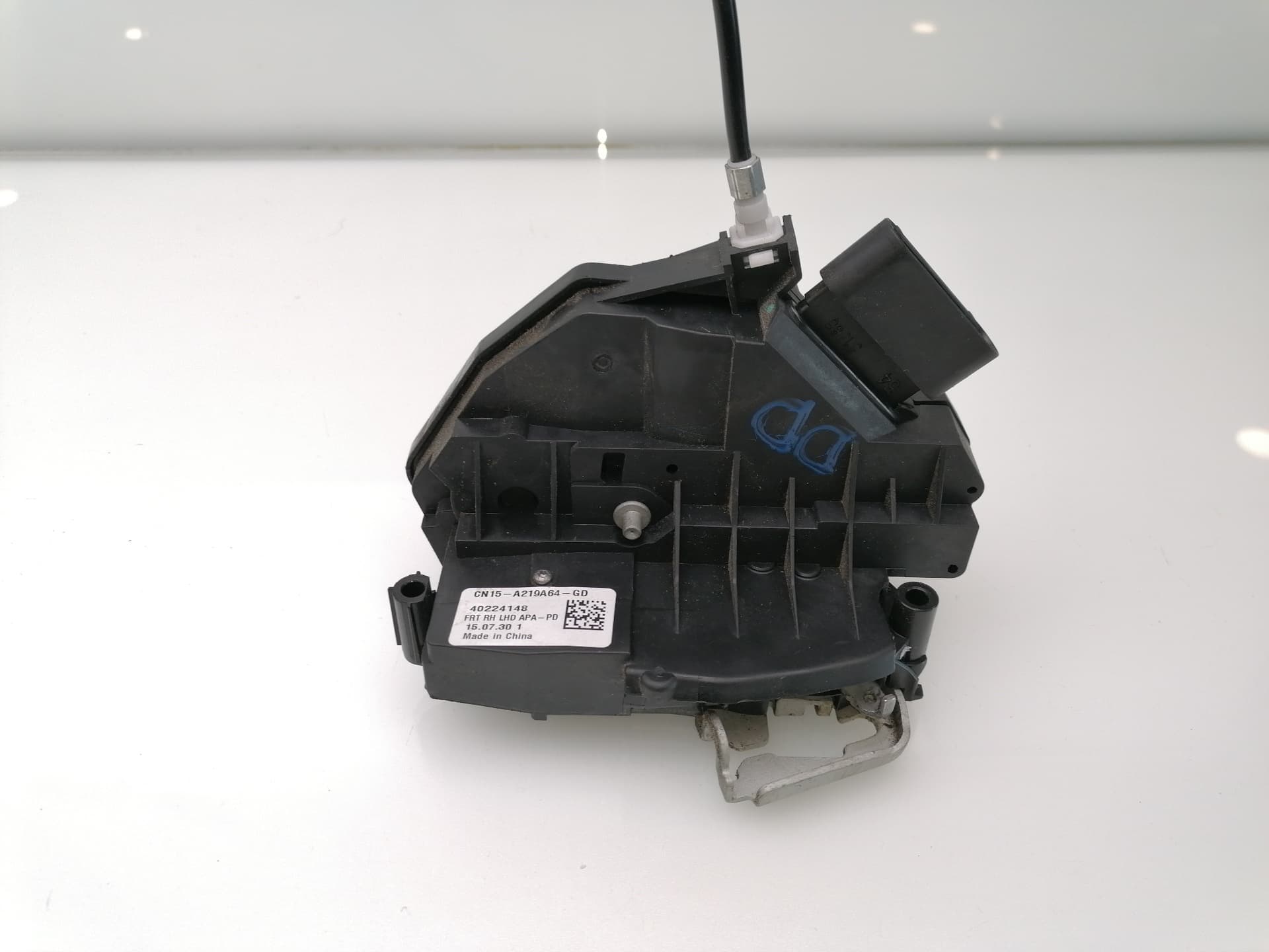 Cerradura puerta delantera derecha FORD ESCORT BERLINA 4