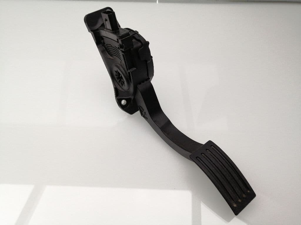 Pedal acelerador VOLVO V40