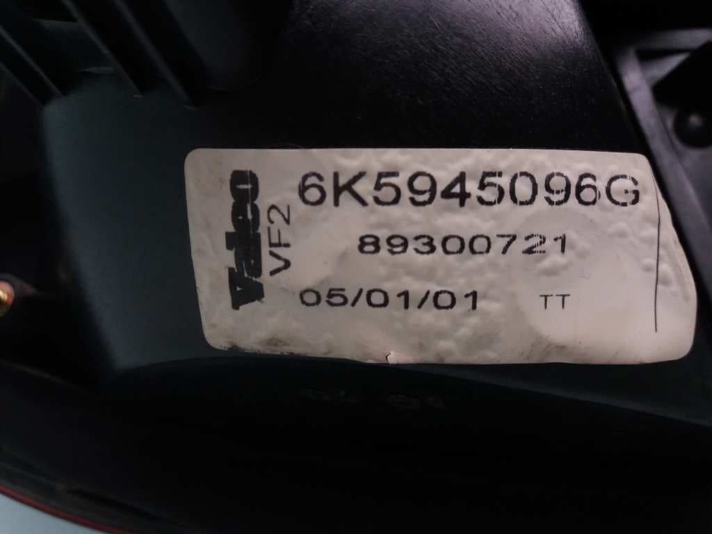Piloto trasero derecho SEAT CORDOBA BERLINA (6K2) 4
