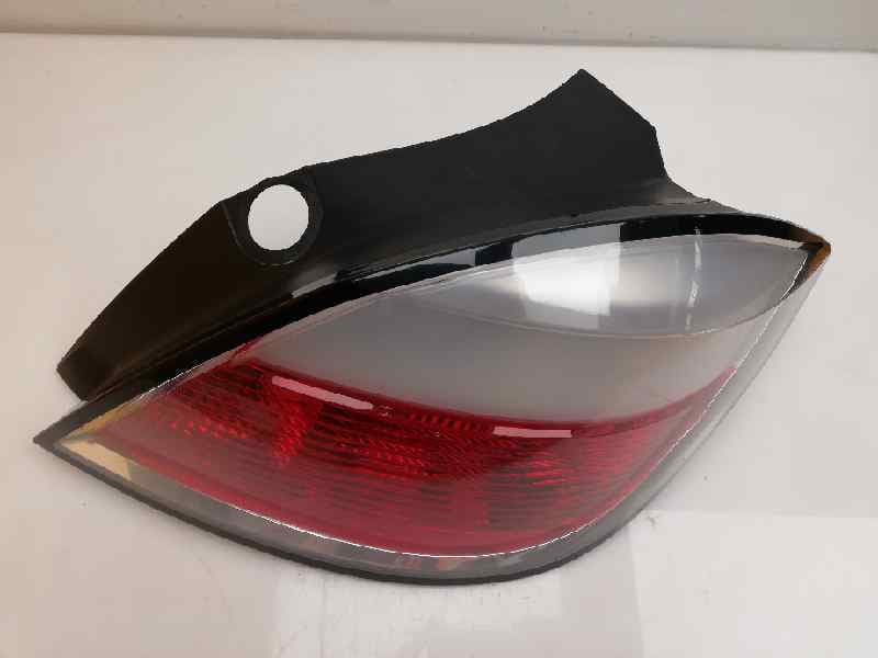 Piloto trasero derecho OPEL ASTRA H BERLINA 4