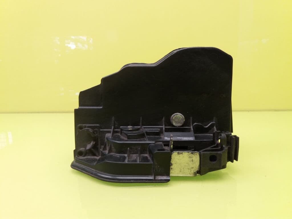 Cerradura puerta delantera derecha BMW X3 (E83) 5