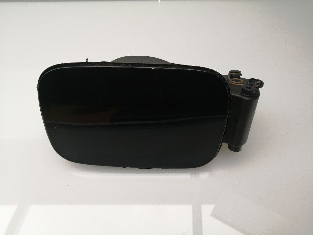 Tapa exterior combustible BMW X3 (E83)