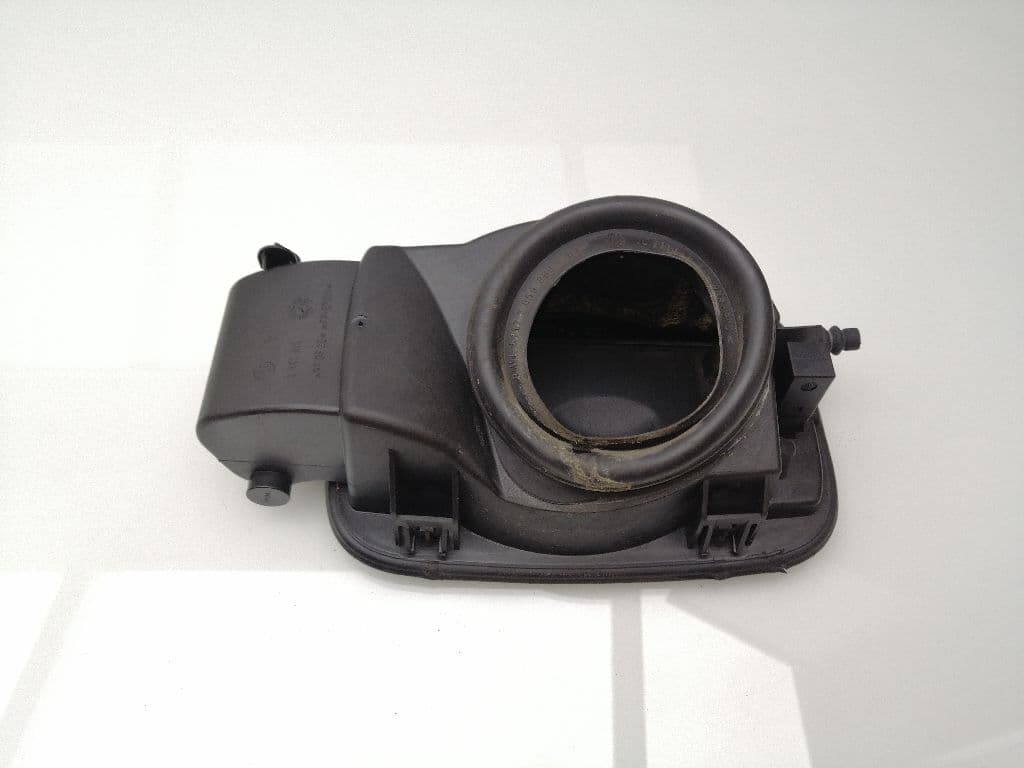 Tapa exterior combustible BMW X3 (E83) 2