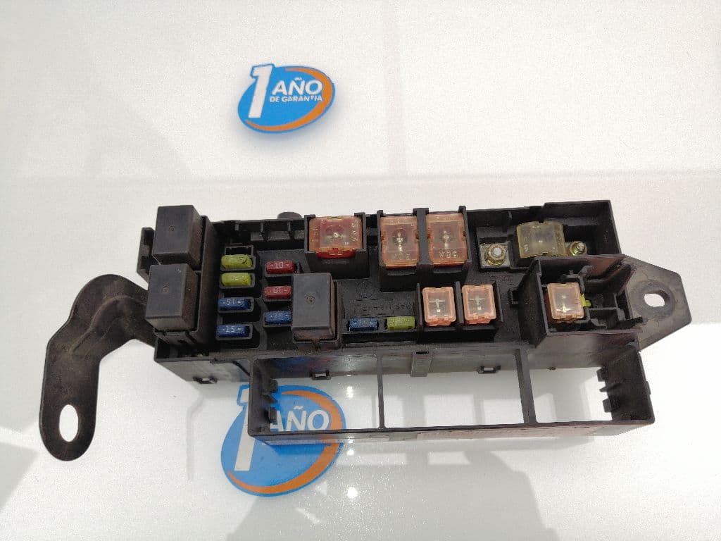 Caja reles / fusibles SUBARU IMPREZA (G5)