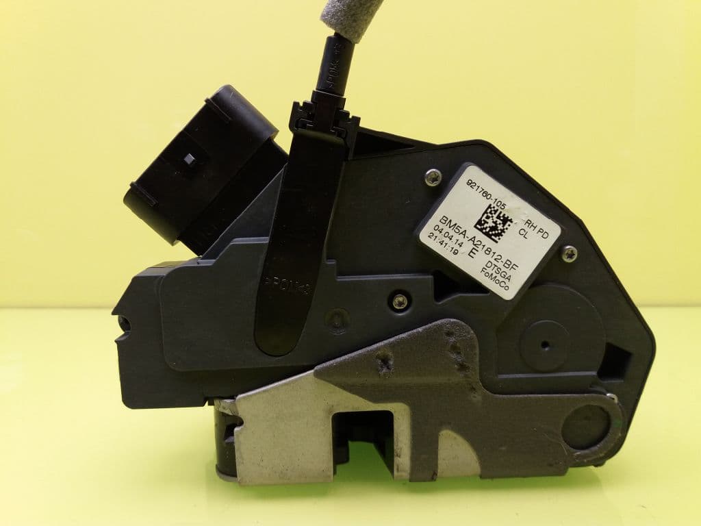 Cerradura puerta delantera derecha FORD FOCUS 4