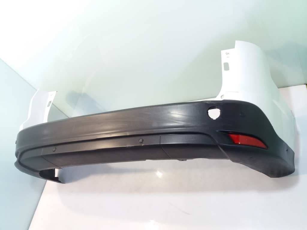 Paragolpes trasero FORD FOCUS 4