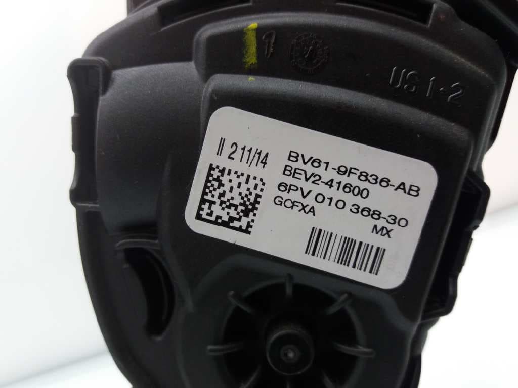 Pedal acelerador FORD FOCUS 4