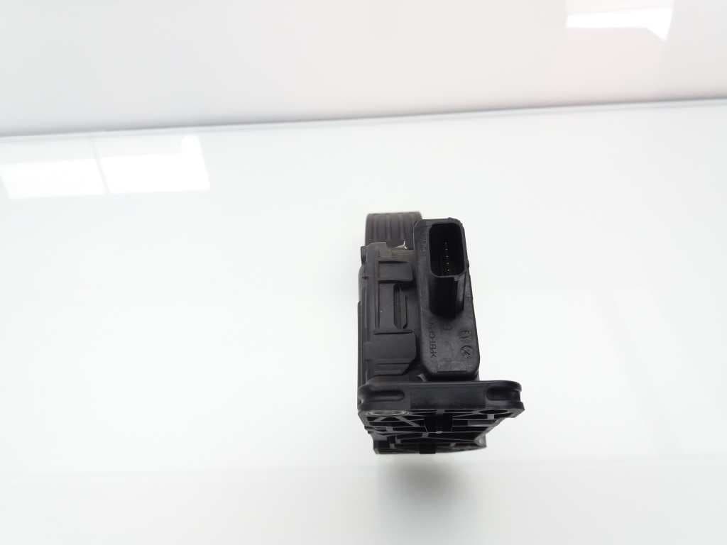 Pedal acelerador FORD FOCUS 2