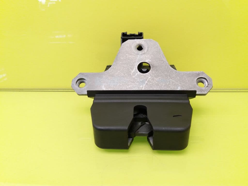 Cerradura maletero / porton FORD FOCUS 3