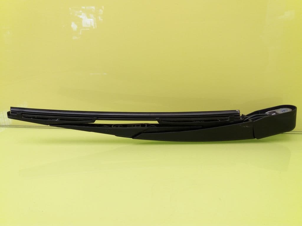 Brazo limpia trasero FORD FOCUS 4