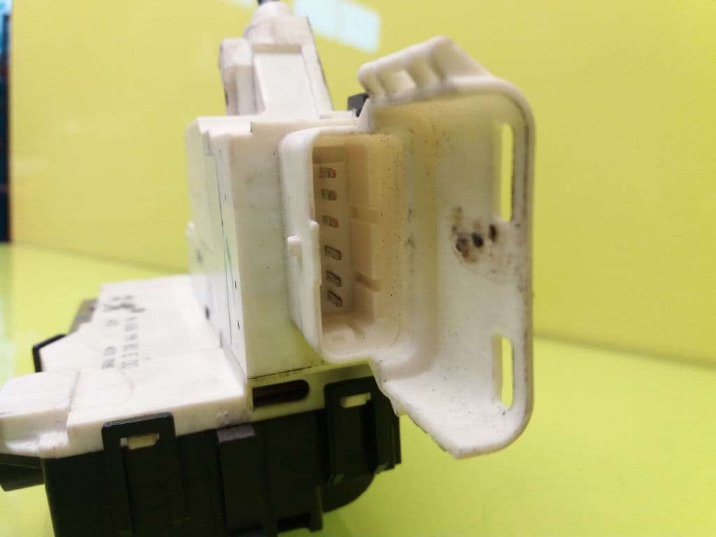 Cerradura puerta trasera derecha PEUGEOT 407 3