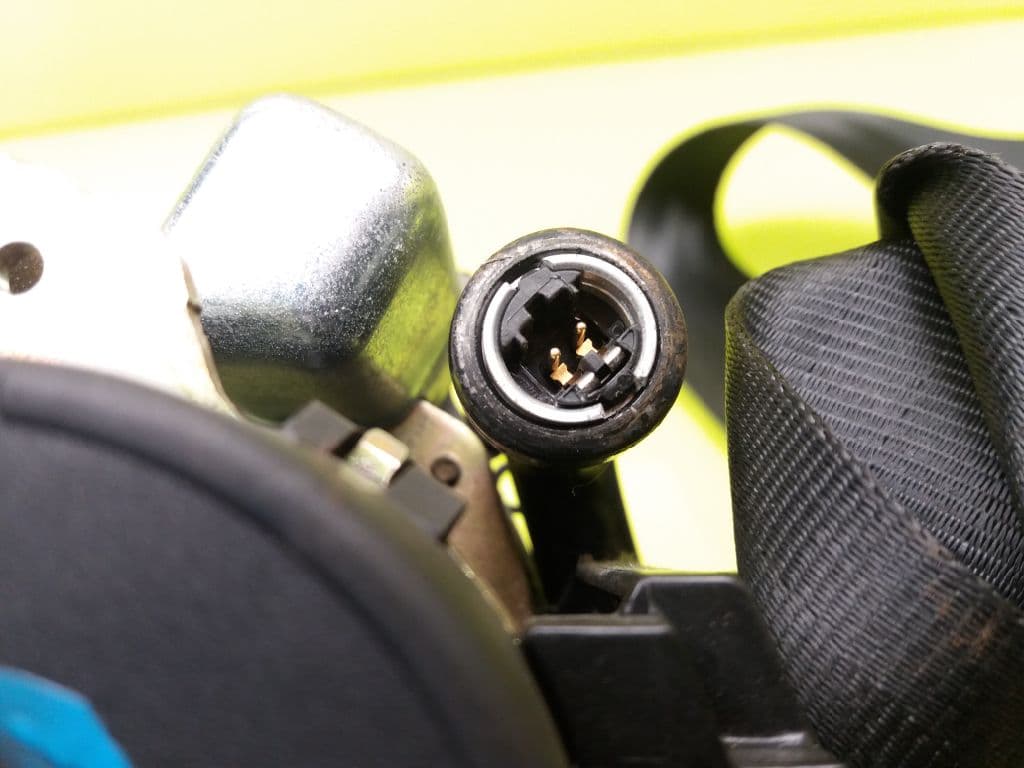 Cinturon seguridad delantero derecho PEUGEOT 407 4