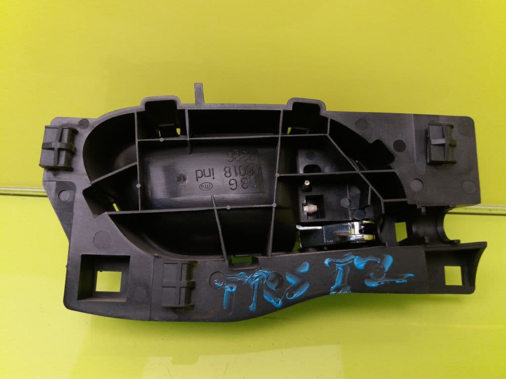 Maneta interior trasera izquierda PEUGEOT 407 2