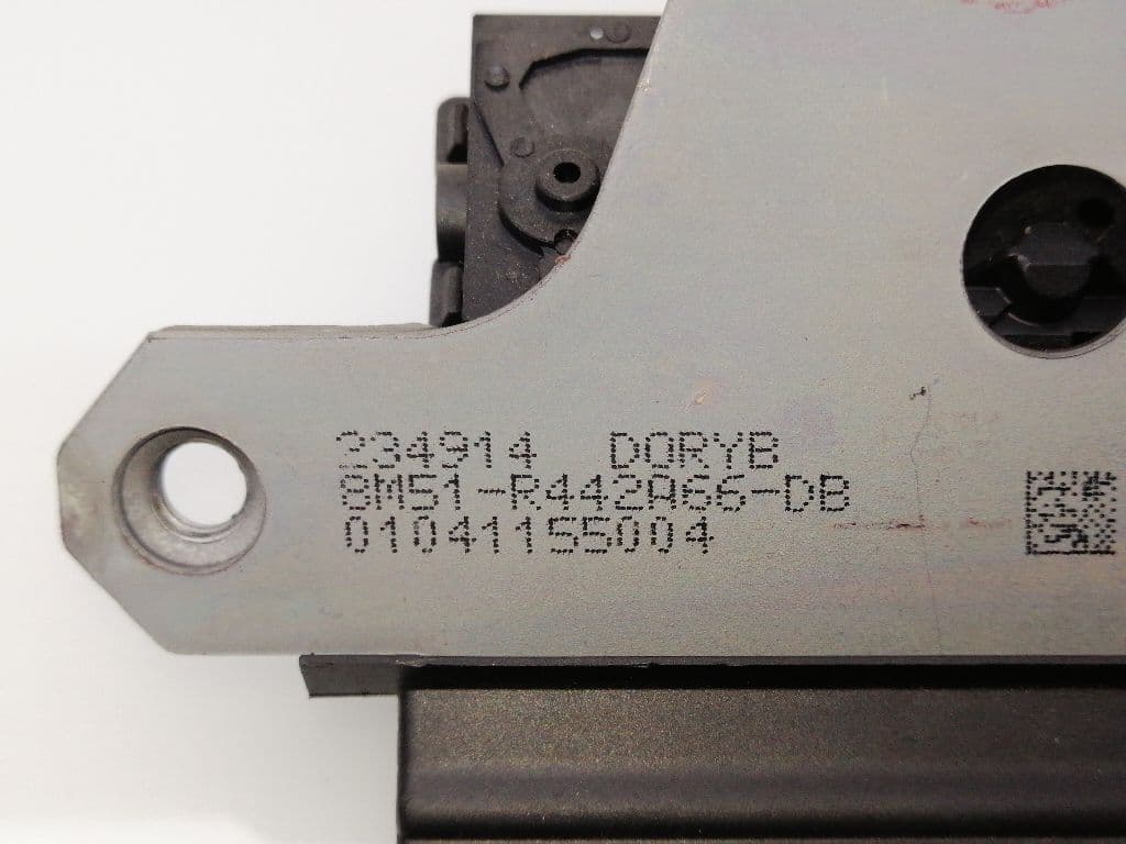 Cerradura maletero / porton FORD FOCUS 2