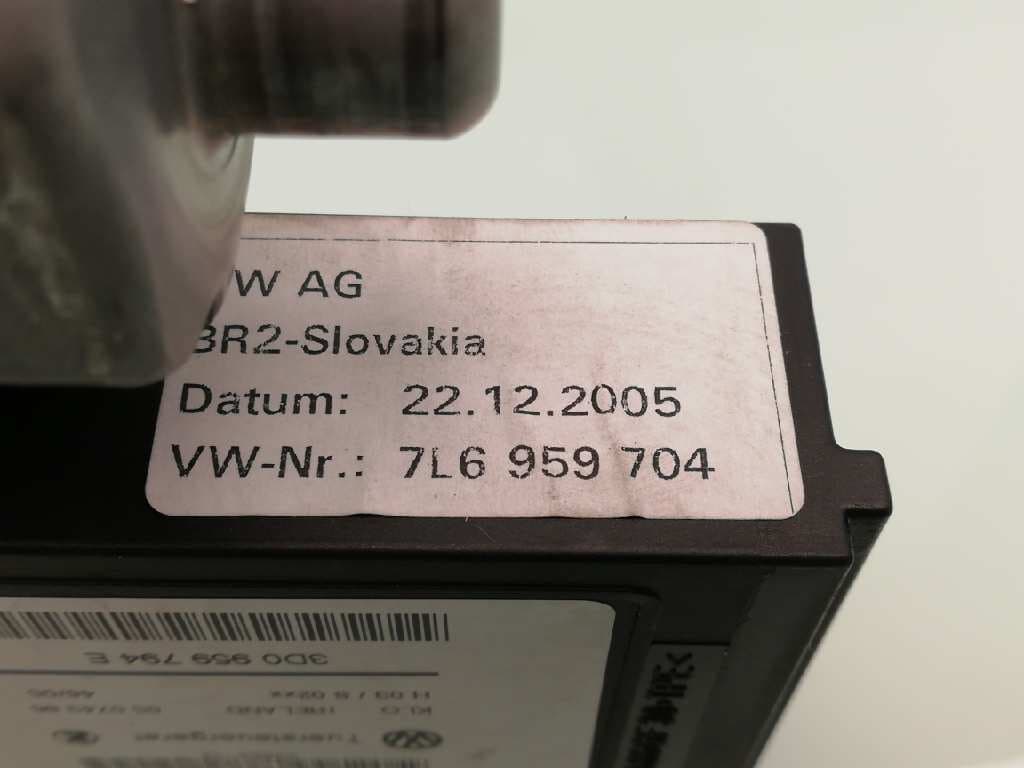 Motor elevalunas trasero derecho VOLKSWAGEN TOUAREG (7L6) 3
