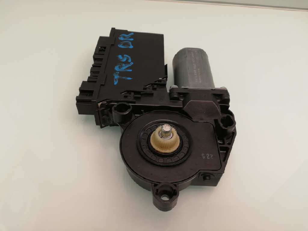 Motor elevalunas trasero derecho VOLKSWAGEN TOUAREG (7L6) 2