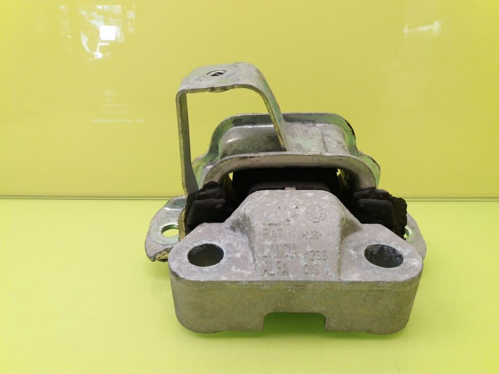 Soporte motor izquierdo FIAT FIORINO