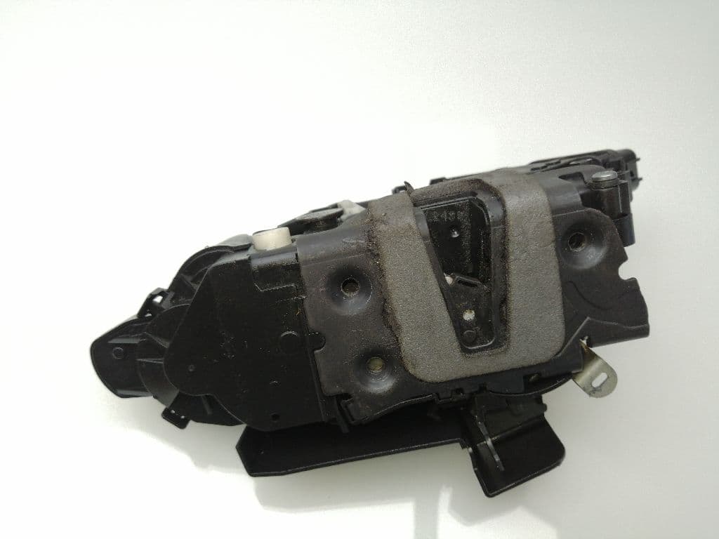 Cerradura puerta trasera izquierda FORD MONDEO BER