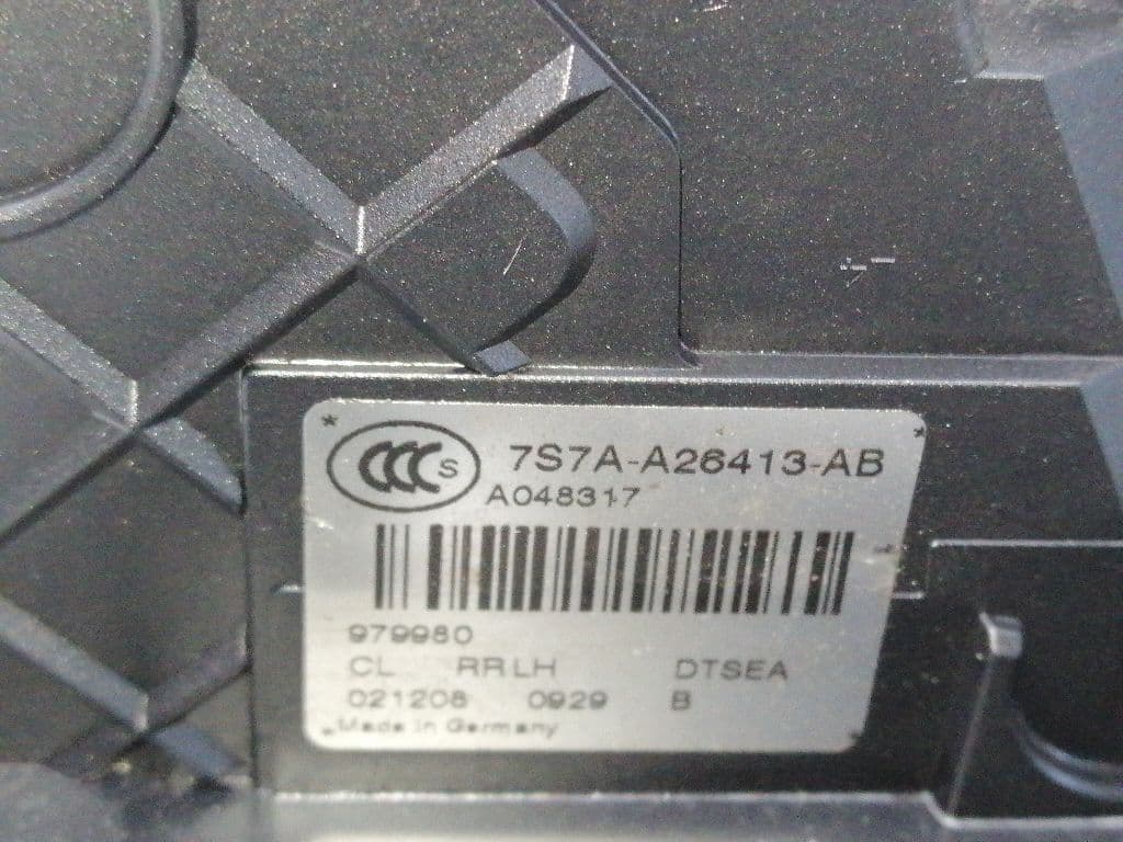 Cerradura puerta trasera izquierda FORD MONDEO BER 4