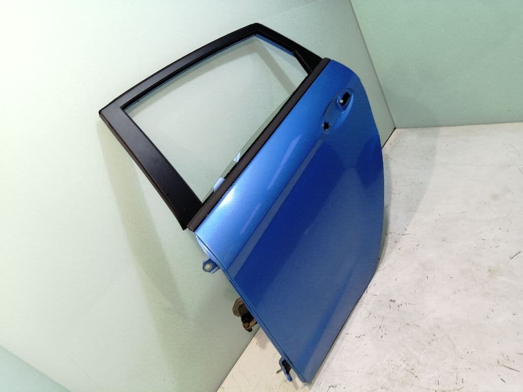 Puerta trasera izquierda FORD FIESTA (CE1) 3