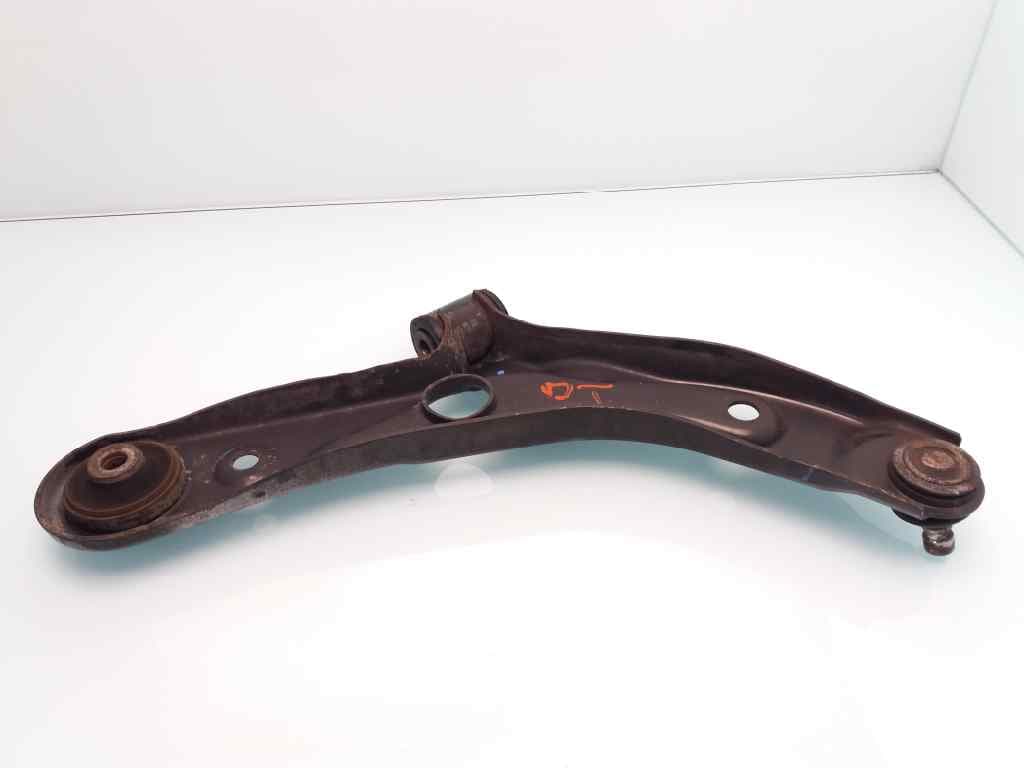 Brazo suspension inferior delantero izquierdo SUZUKI SWIFT SF BERLINA (MA) 4