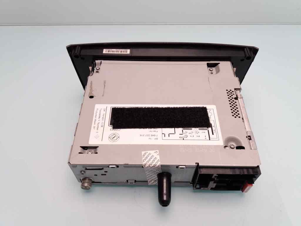 Sistema audio / radio cd FIAT LINEA (110) 4