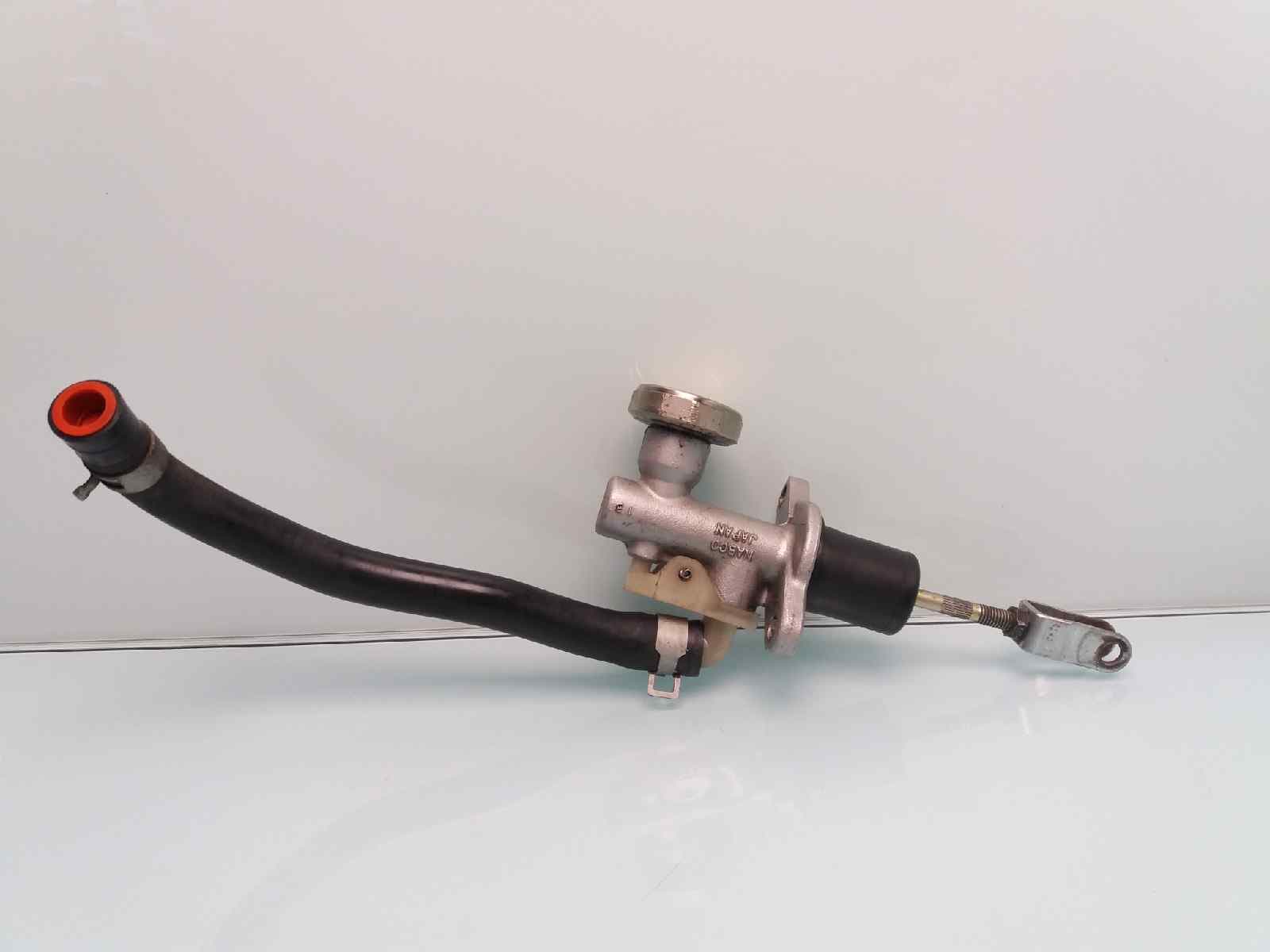 Bombin embrague NISSAN NP300 PICK-UP (D23)