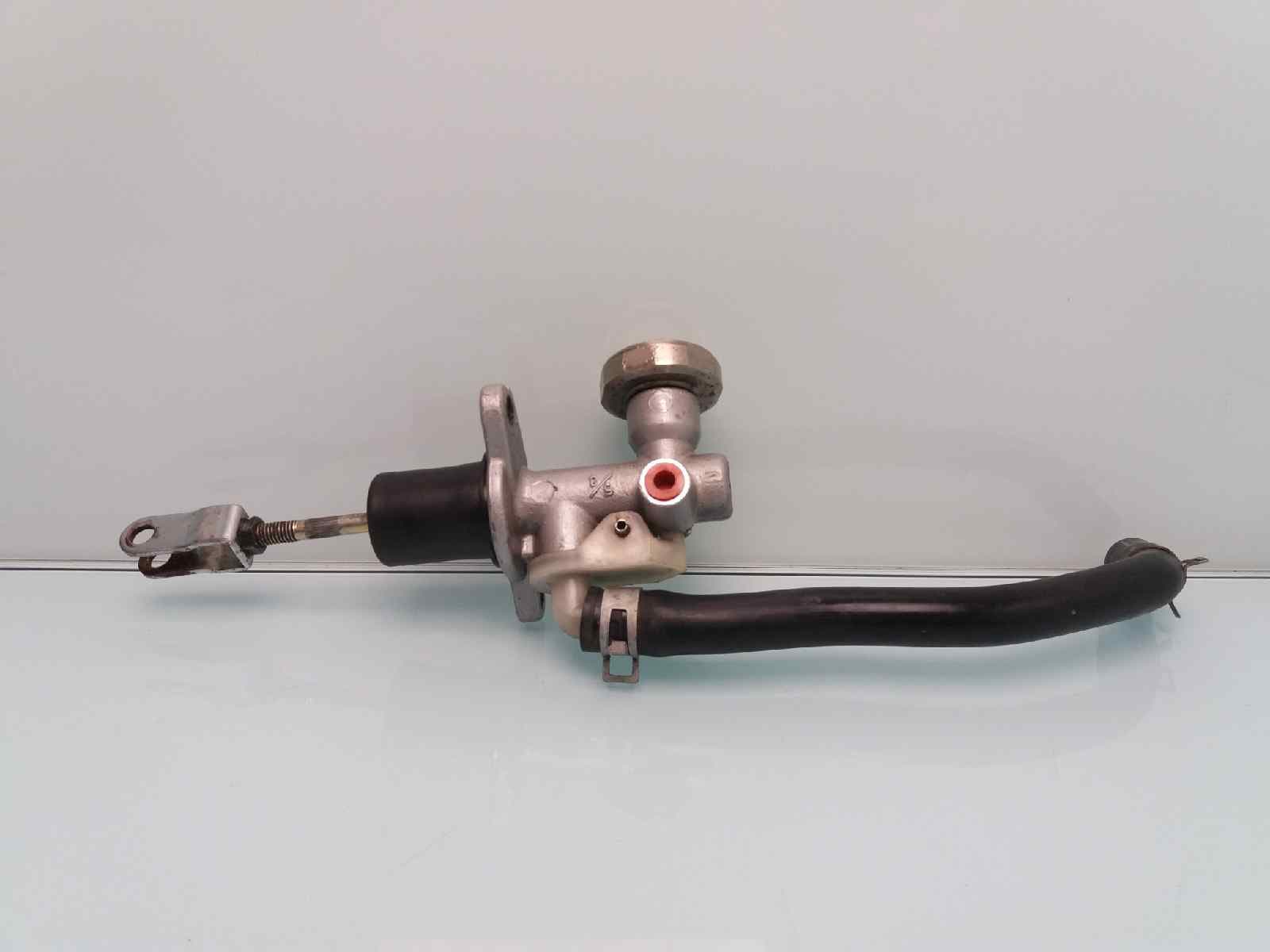 Bombin embrague NISSAN NP300 PICK-UP (D23) 2