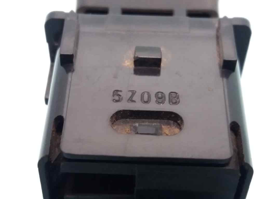 Interruptor NISSAN NP300 PICK-UP (D23) 3